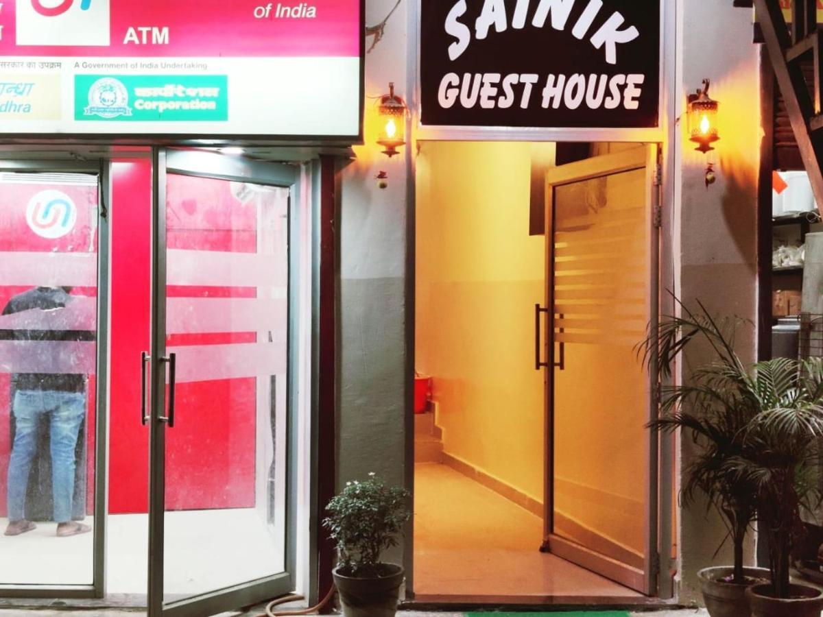 Sainik Guest House 500Mtr From Medanta Hospital Lucknow Eksteriør bilde