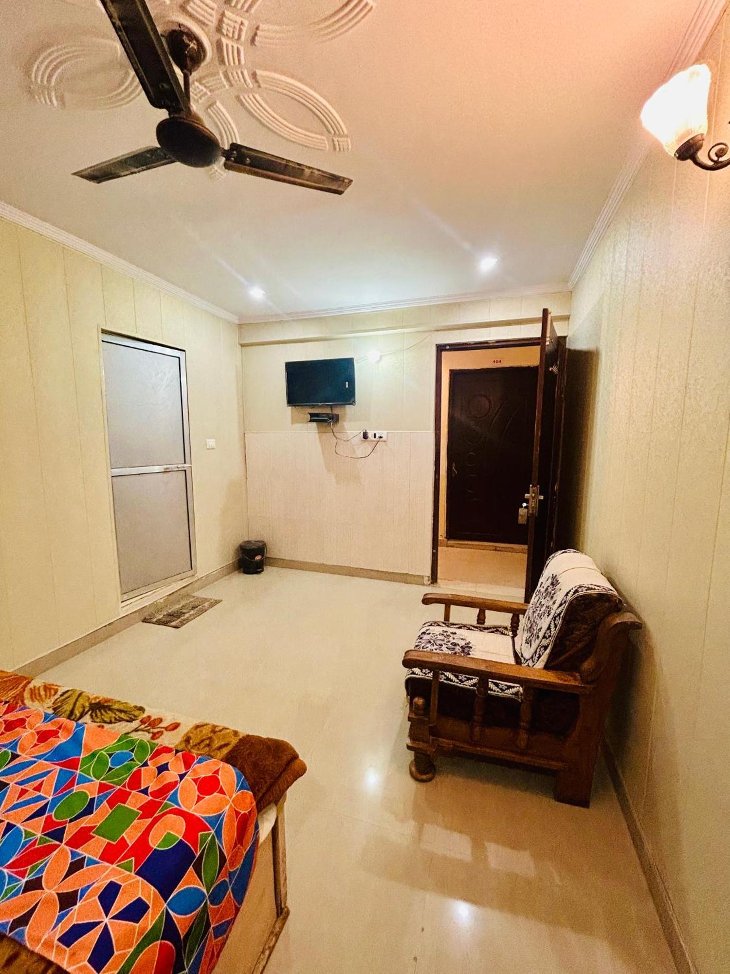 Sainik Guest House 500Mtr From Medanta Hospital Lucknow Eksteriør bilde