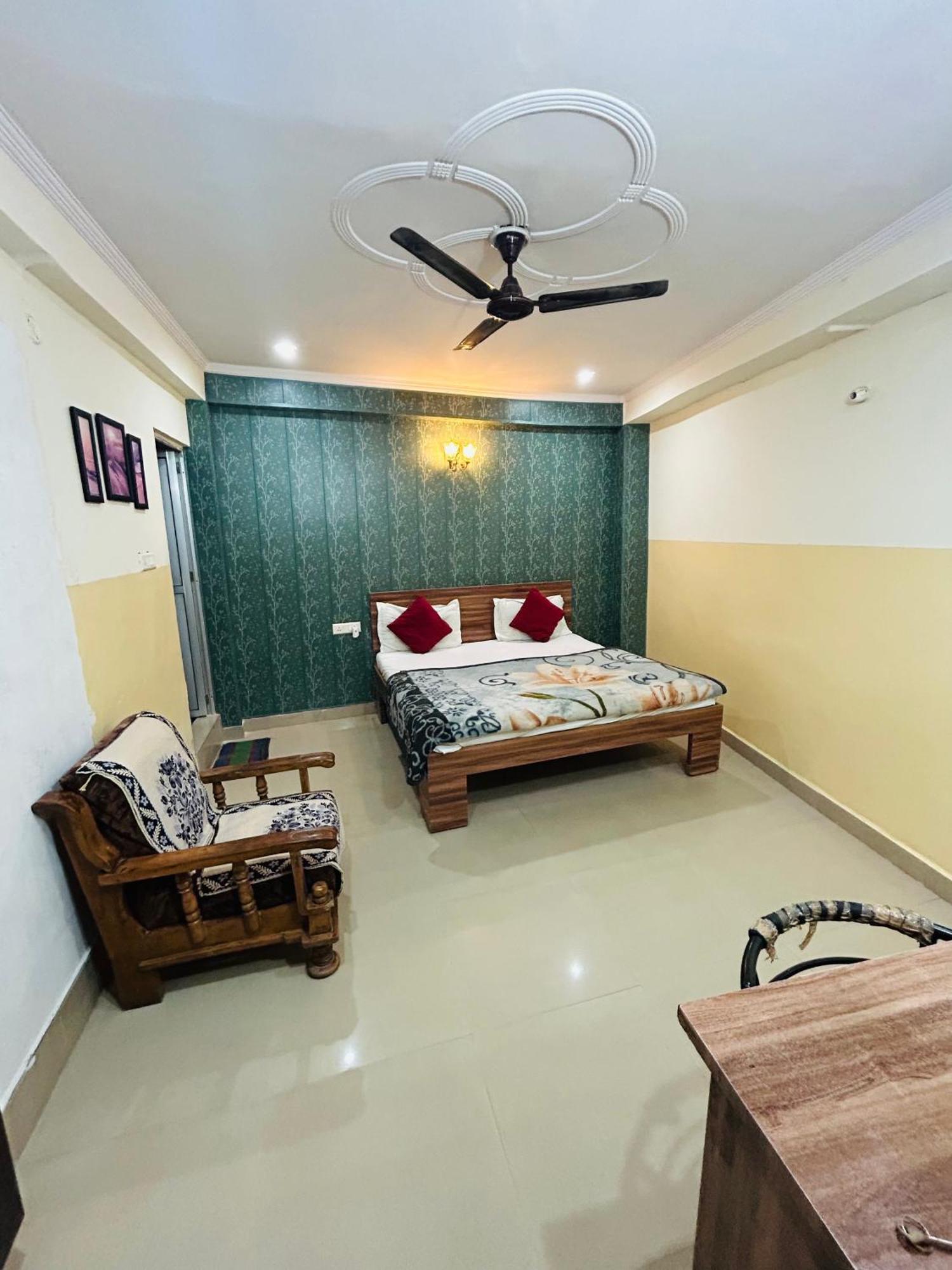 Sainik Guest House 500Mtr From Medanta Hospital Lucknow Eksteriør bilde