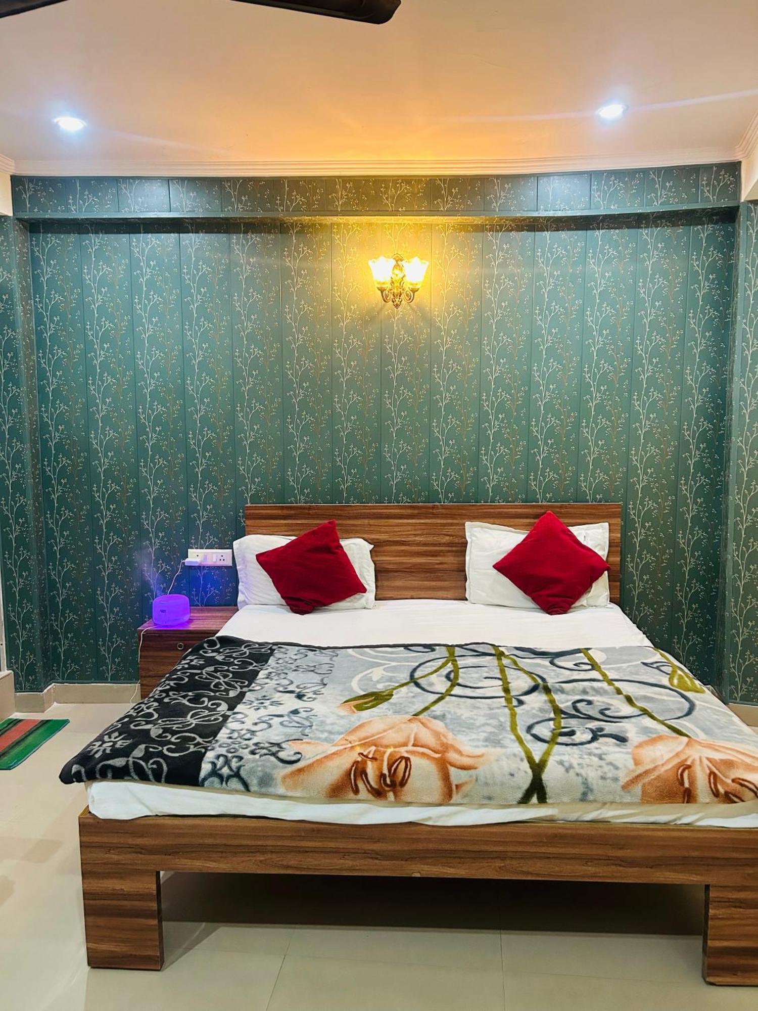 Sainik Guest House 500Mtr From Medanta Hospital Lucknow Eksteriør bilde